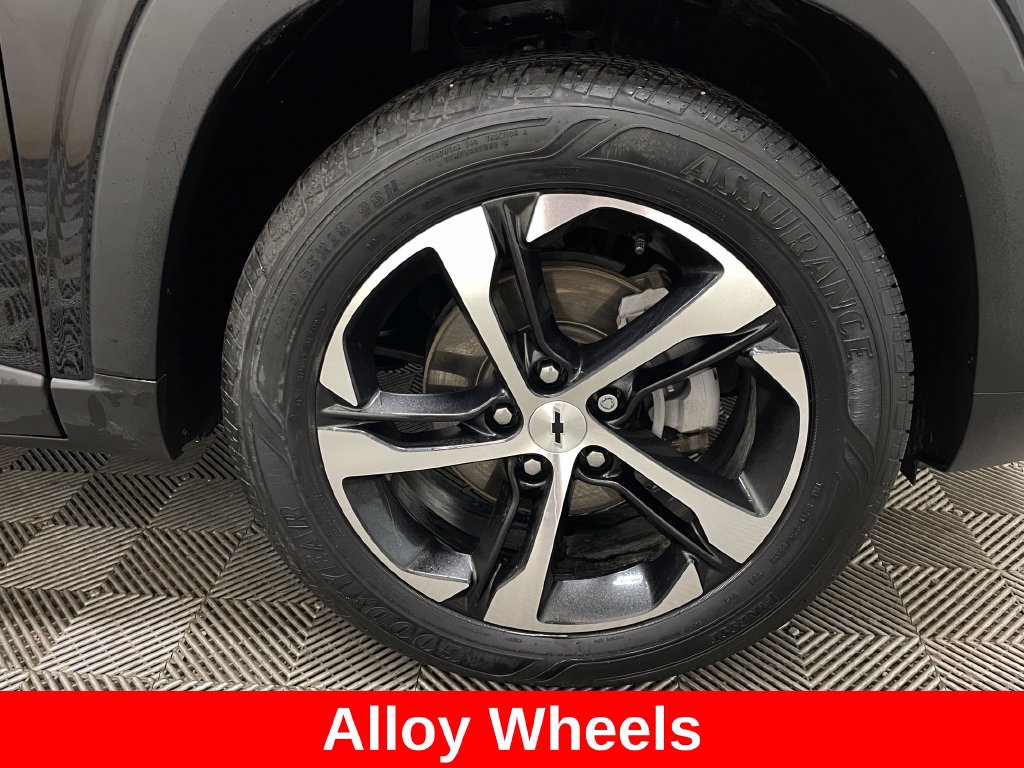 Used 2025 Chevrolet Trax RS w/ Driver Confidence Package FWD image 47