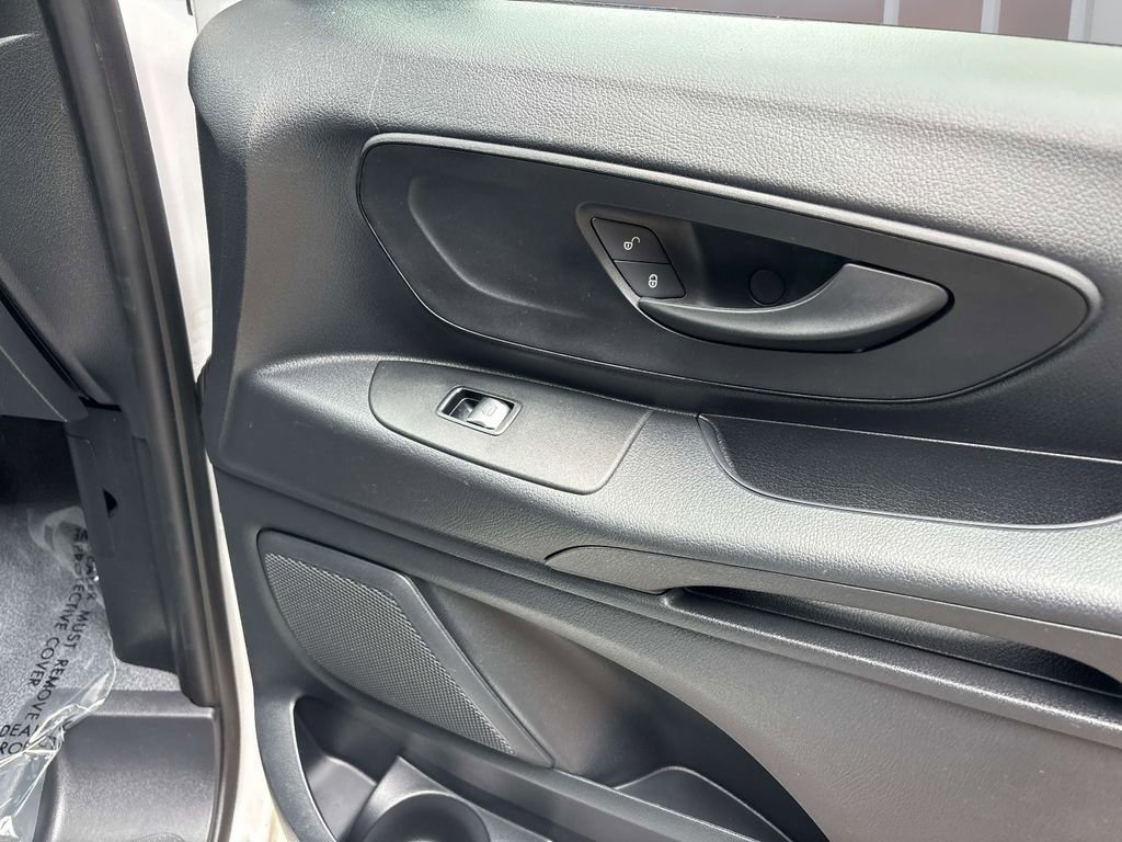 Used 2021 Mercedes-Benz Metris image 17