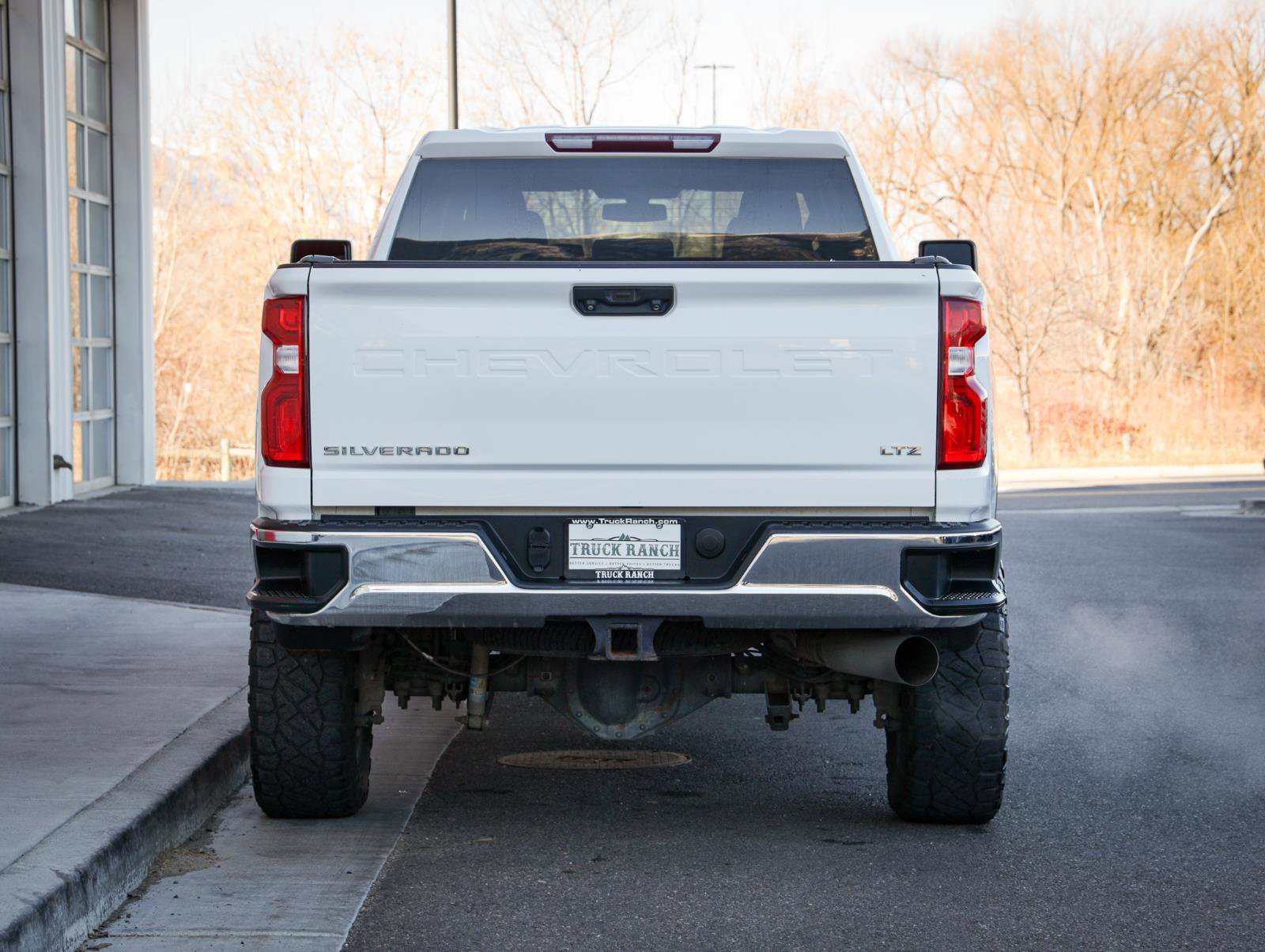 Used 2020 Chevrolet Silverado 3500 LTZ image 4