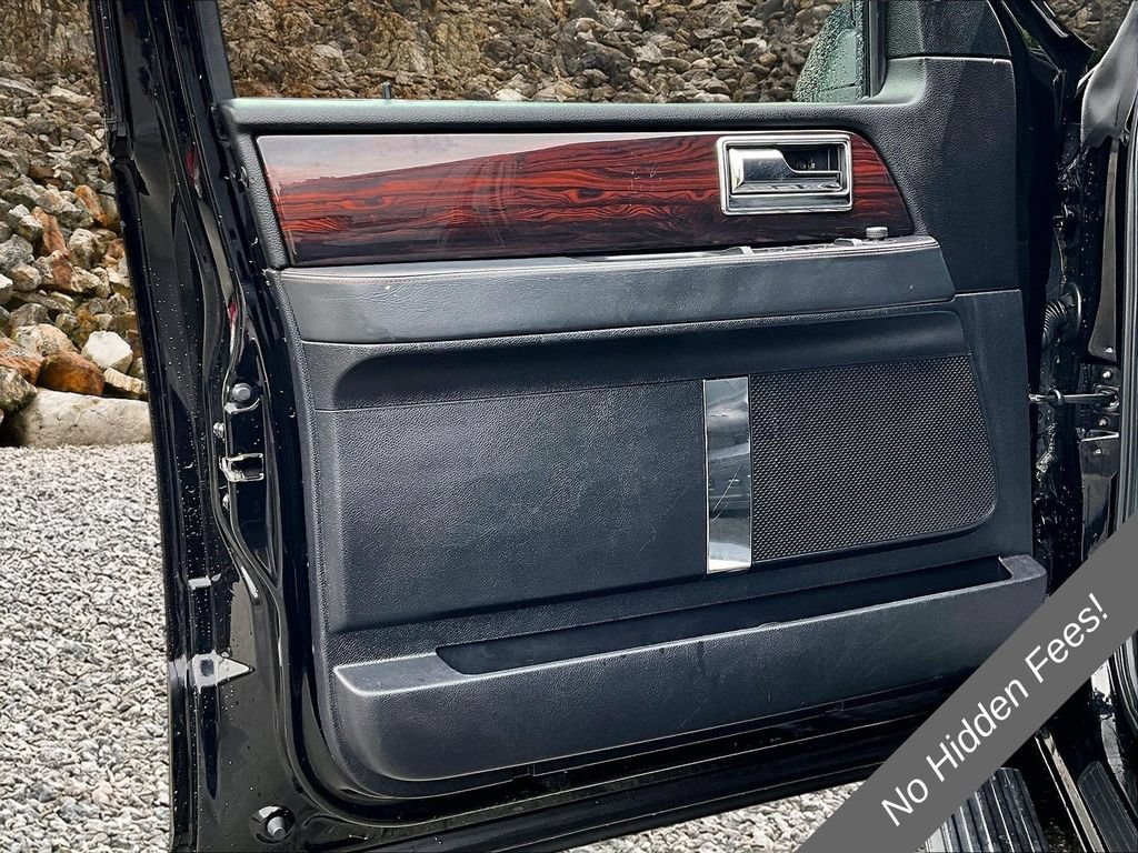 Used 2016 Lincoln Navigator L Reserve AWD/4WD image 20