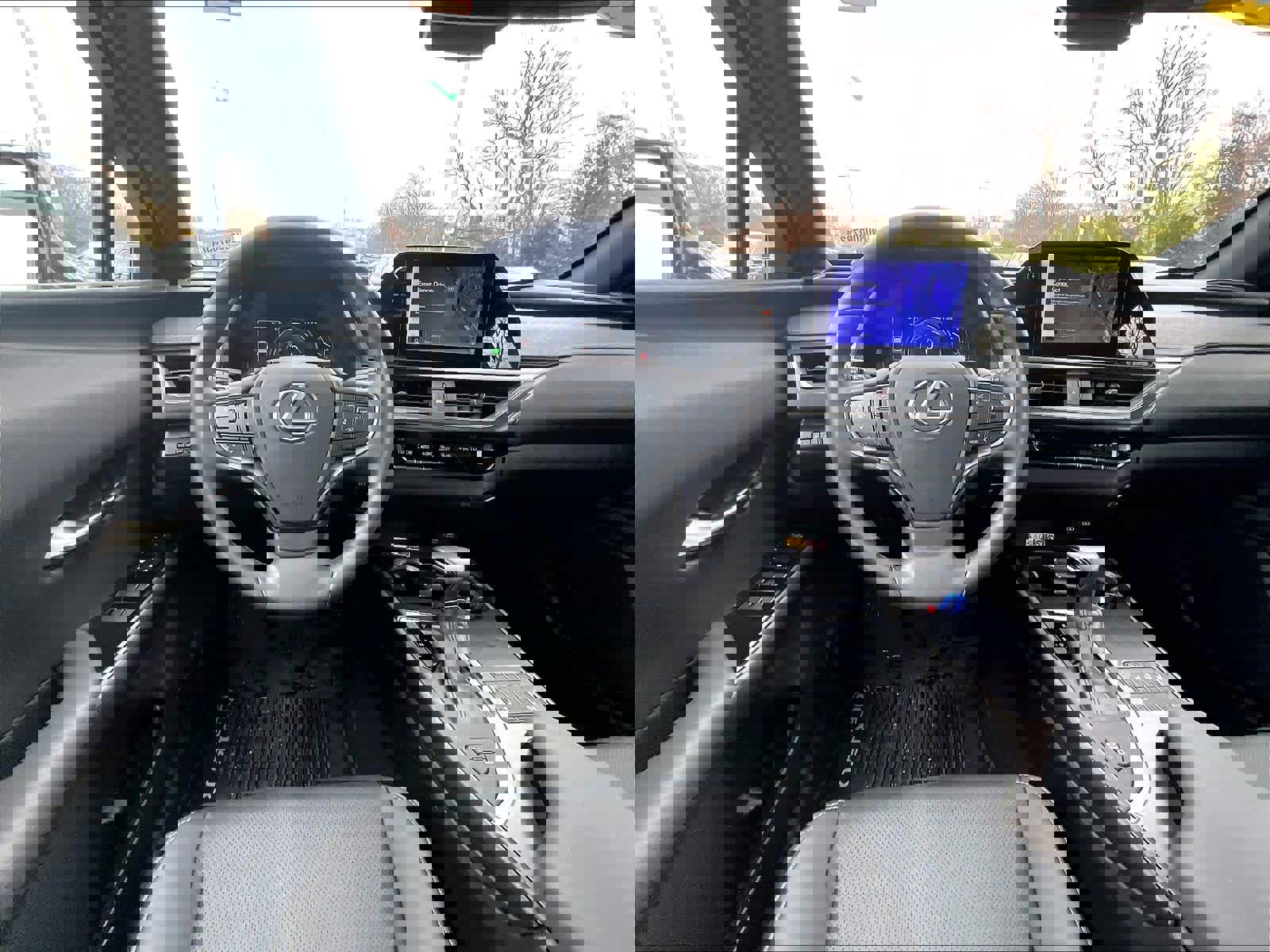 Used 2024 Lexus UX 250h F Sport image 17