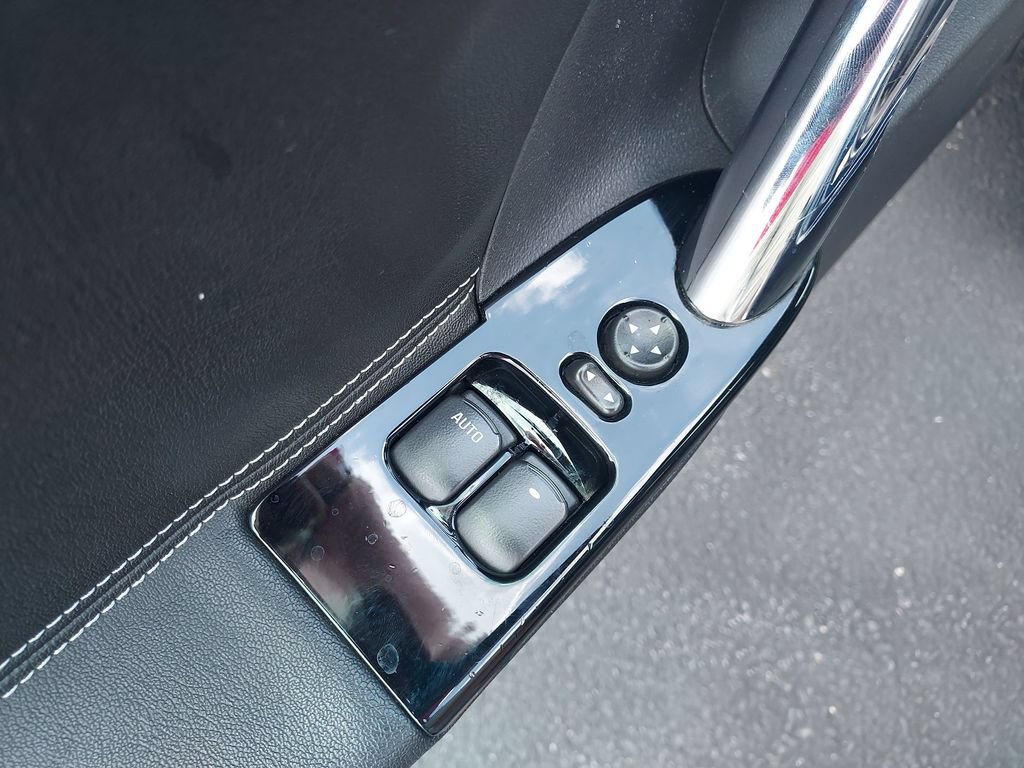 Used 2007 Saturn Sky w/ Premium Trim Pkg RWD image 18