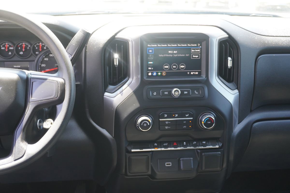 Used 2020 Chevrolet Silverado 1500 Custom w/ Rally Edition RWD image 23
