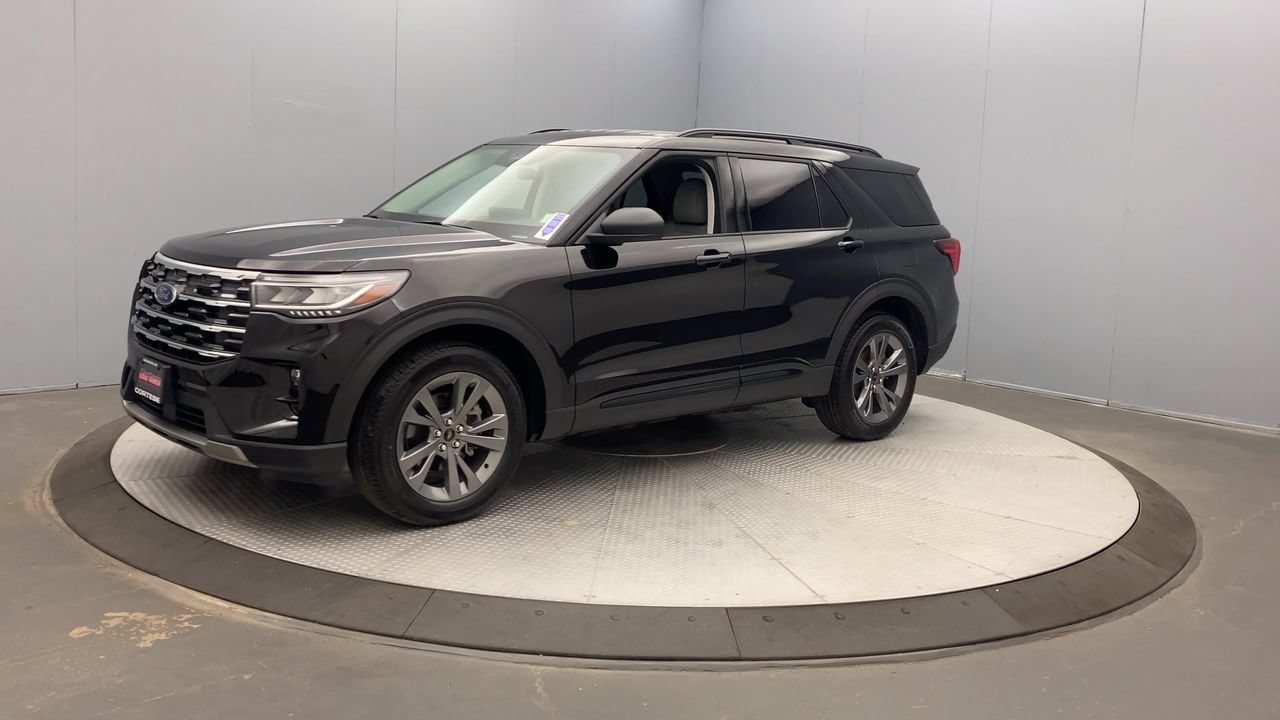 New 2026 Ford Explorer Active w/ Active Comfort Package AWD/4WD image 9