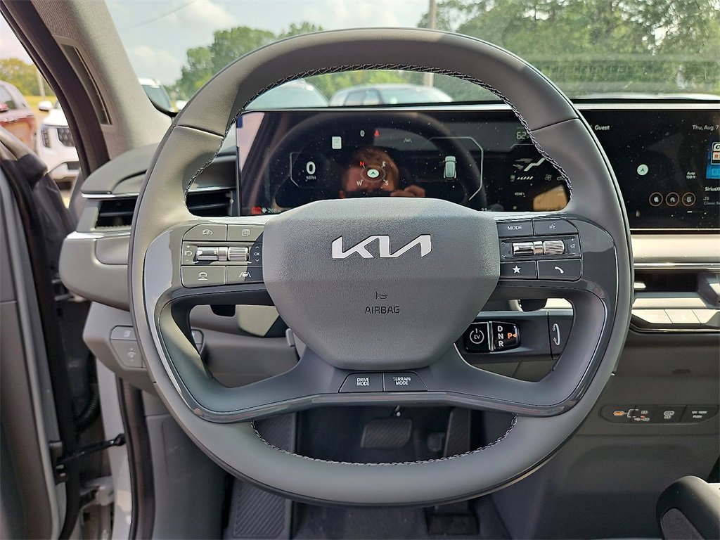 New 2026 Kia EV9 Land image 10