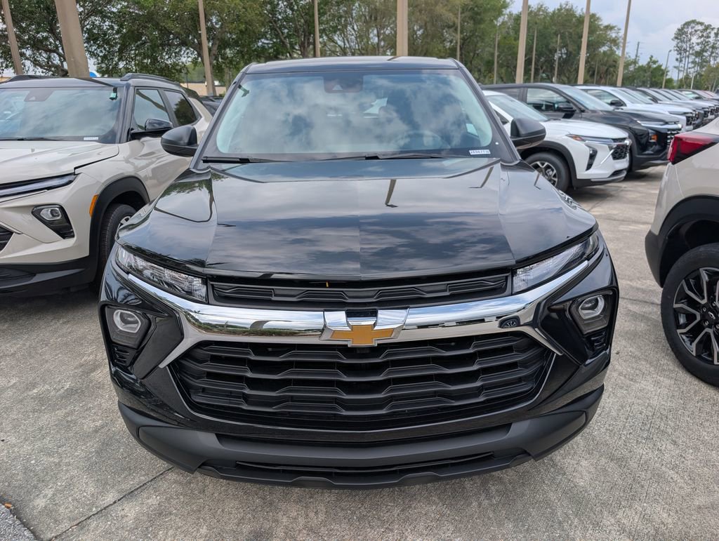 New 2026 Chevrolet TrailBlazer LS w/ LS Convenience Package FWD image 2