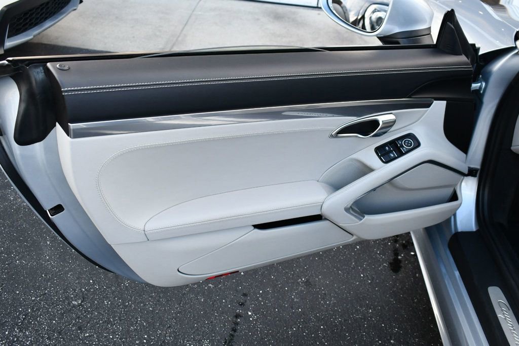 Used 2018 Porsche 718 Cayman RWD image 36