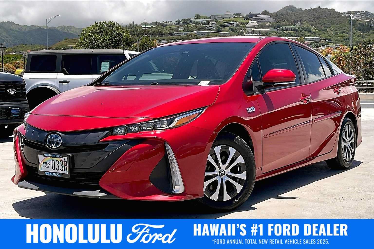 Used 2022 Toyota Prius Prime XLE FWD video 1