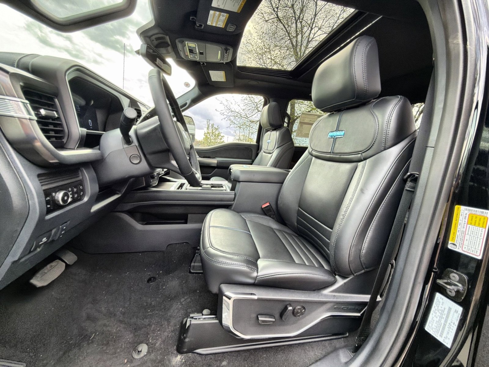 New 2026 Ford F350 Platinum AWD/4WD image 24