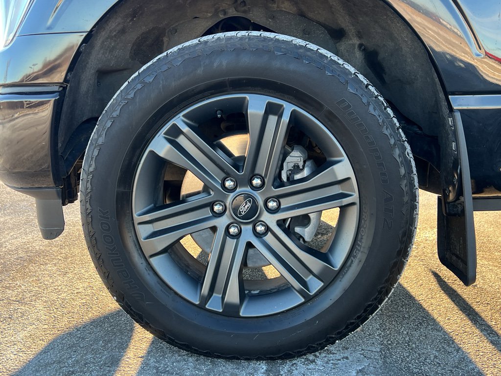 Used 2023 Ford F150 Lariat w/ Equipment Group 502A High image 10