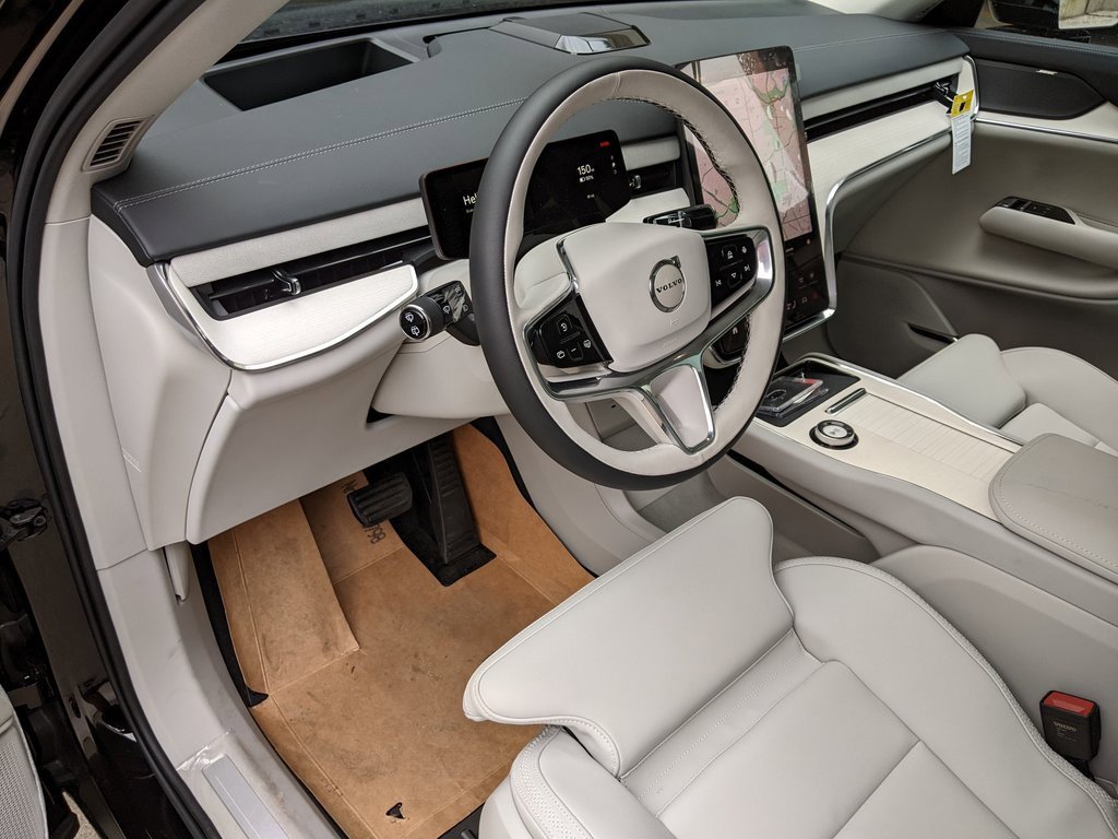 New 2025 Volvo EX90 Plus image 8