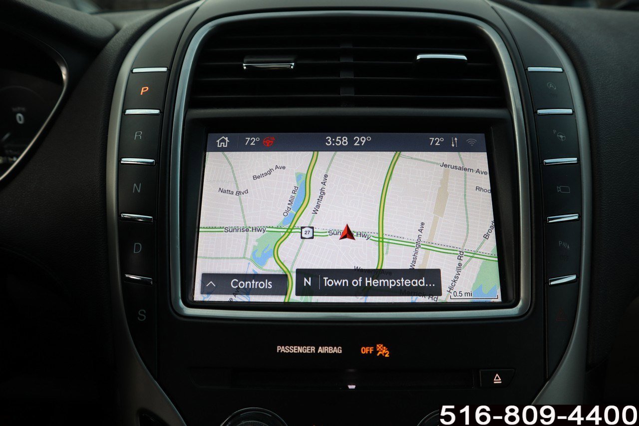 Used 2020 Lincoln Nautilus Reserve w/ Equipment Group 202A image 21