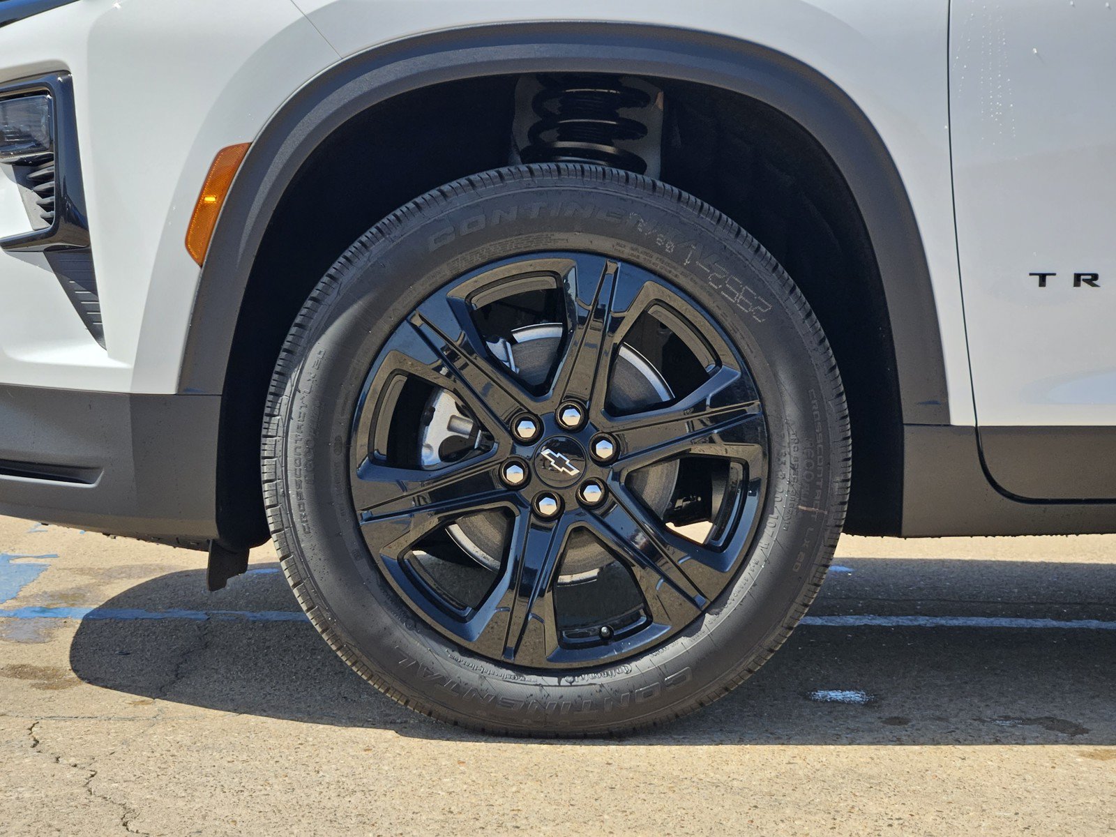 New 2027 Chevrolet Traverse LT w/ Midnight/Sport Edition FWD image 7