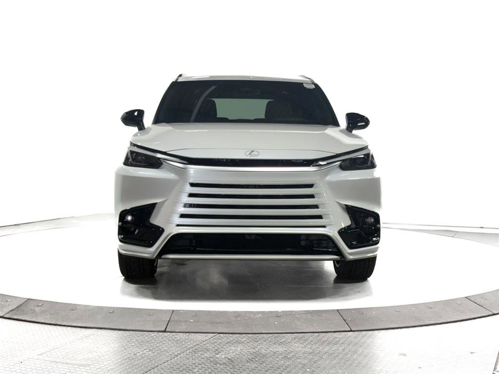 New 2026 Lexus TX 500h AWD image 2