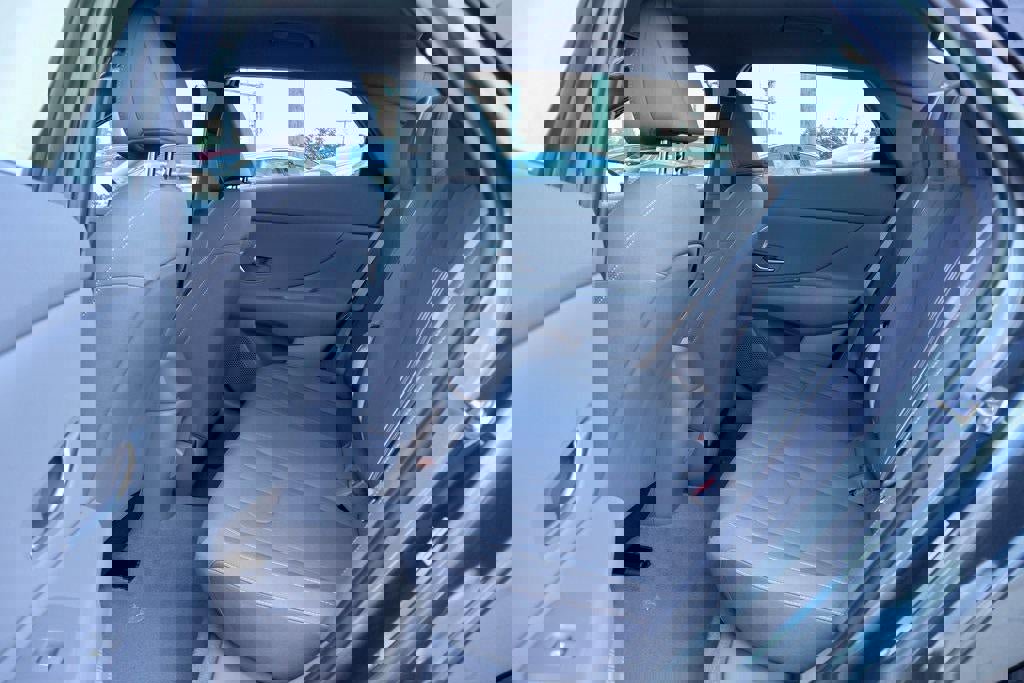 New 2026 Hyundai Elantra Sport image 9