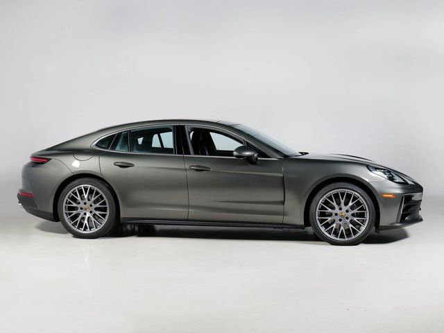 New 2025 Porsche Panamera 4 image 8