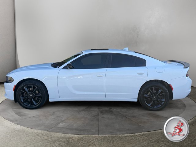 Used 2020 Dodge Charger SXT w/ Plus Group image 4