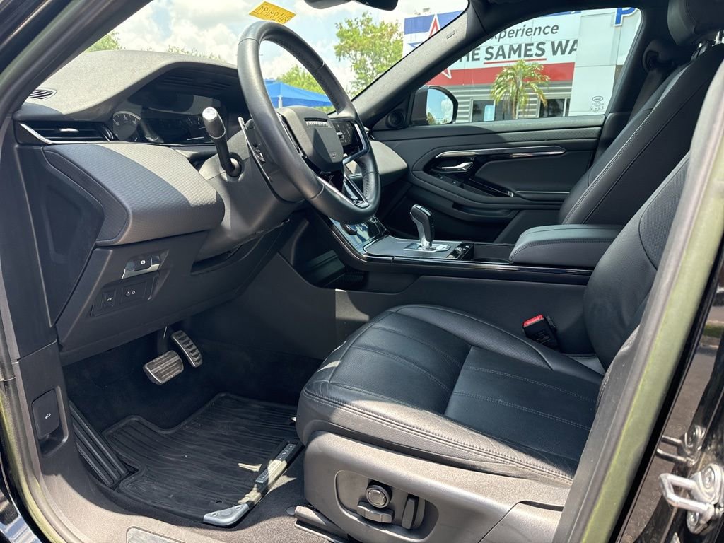 Used 2023 Land Rover Range Rover Evoque R-Dynamic S AWD/4WD image 14