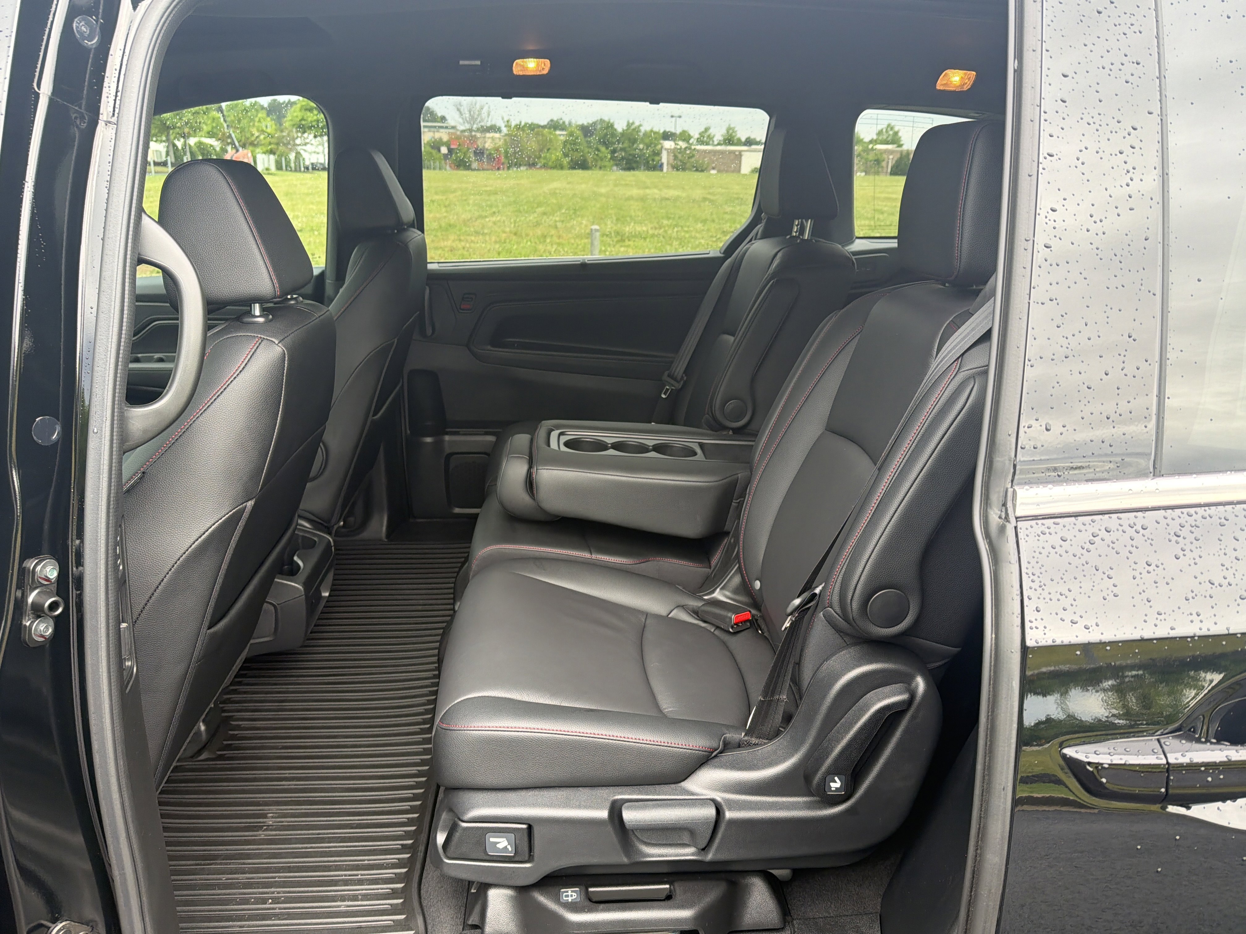 Used 2025 Honda Odyssey Sport-L image 27