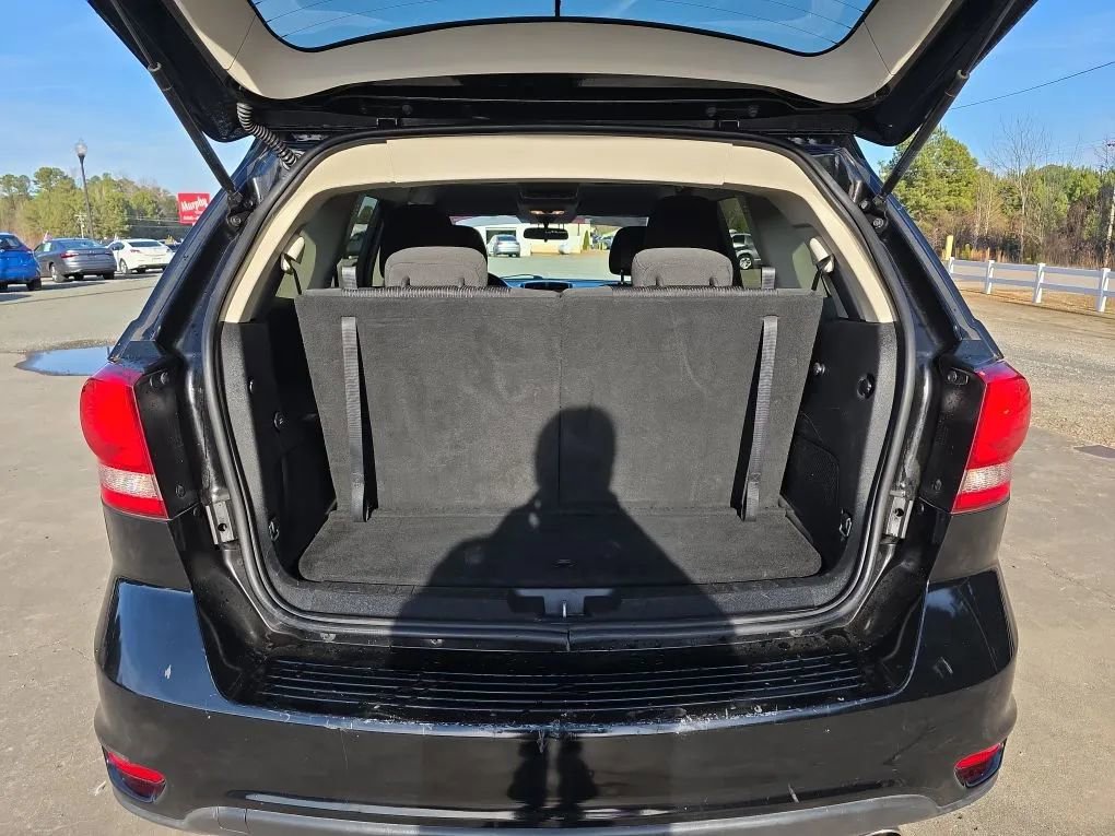 Used 2016 Dodge Journey SXT image 40