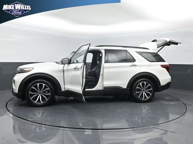 Used 2022 Ford Explorer ST-Line RWD image 28