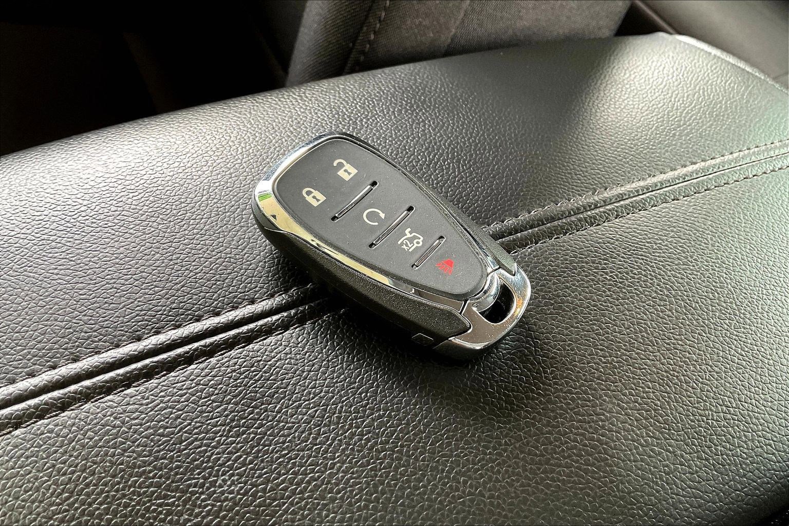 Used 2024 Chevrolet Malibu LT image 32