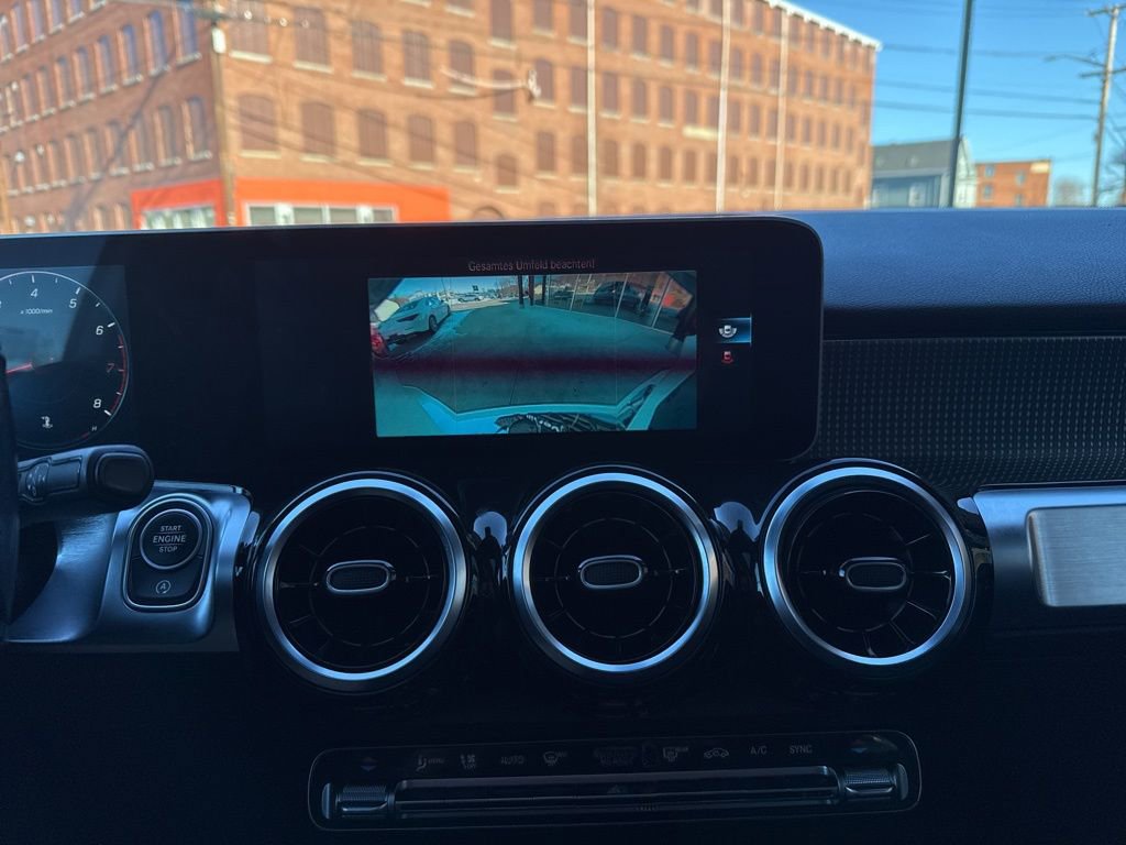 Certified 2021 Mercedes-Benz GLB 250 GLB 250 image 30