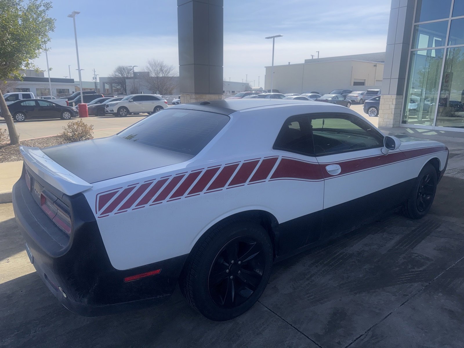Used 2019 Dodge Challenger SXT image 15