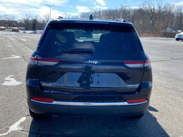 Used 2023 Jeep Grand Cherokee Limited image 5