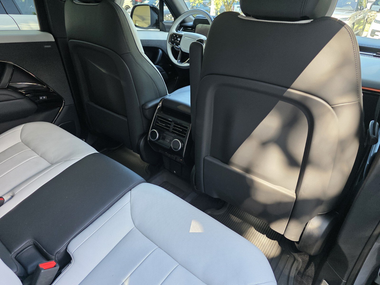 Certified 2024 Land Rover Range Rover Sport Dynamic SE AWD/4WD image 25