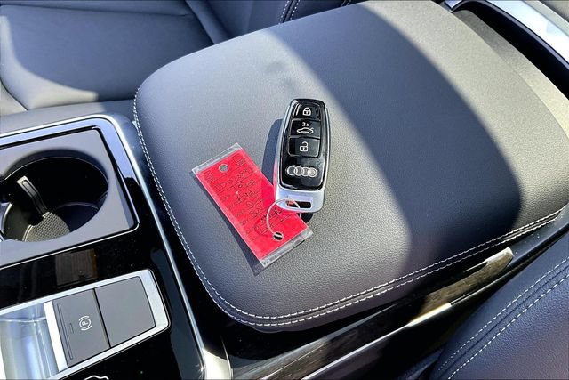 New 2026 Audi Q7 2.0T Premium AWD/4WD image 10