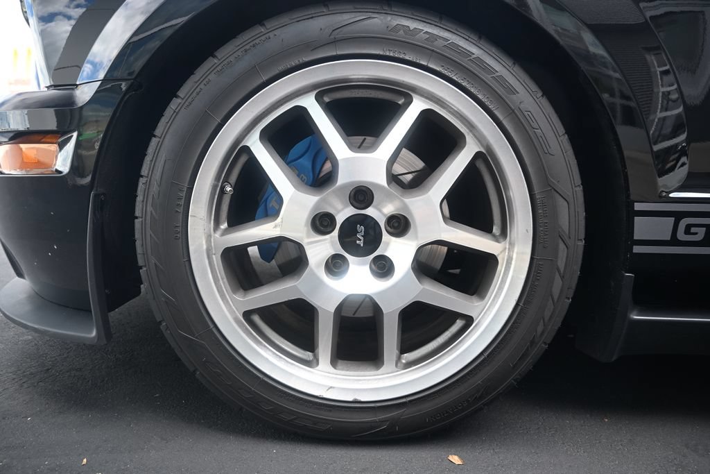 Used 2007 Ford Mustang Shelby GT500 RWD image 14