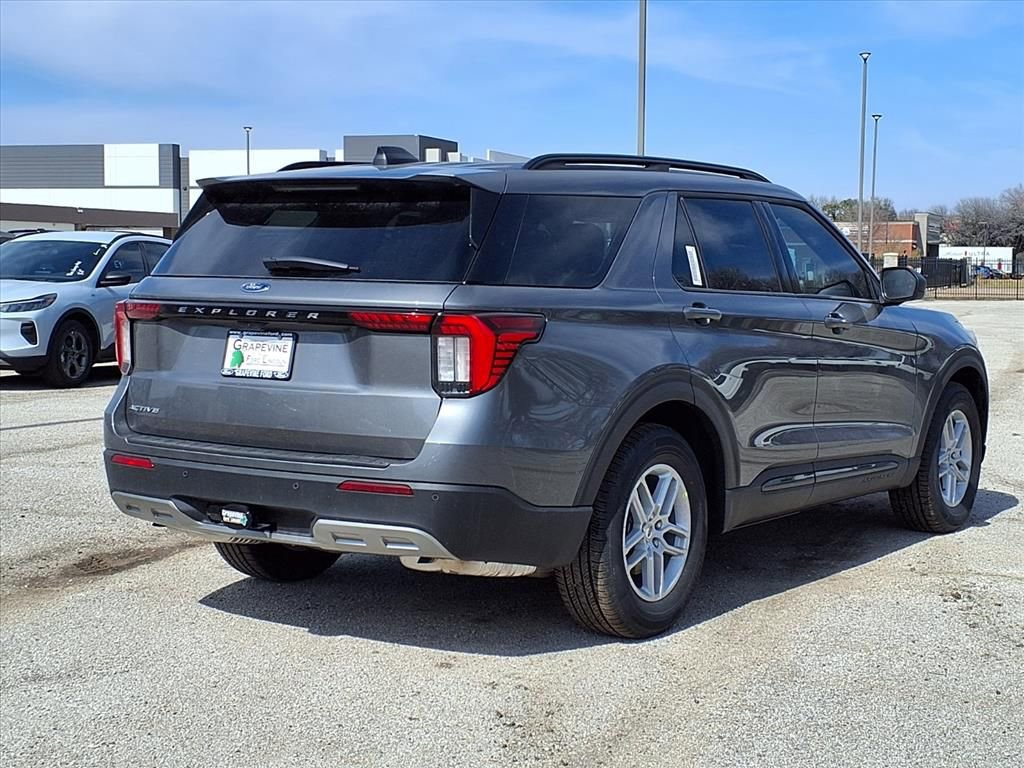 New 2026 Ford Explorer Active w/ Active Comfort Package RWD image 4