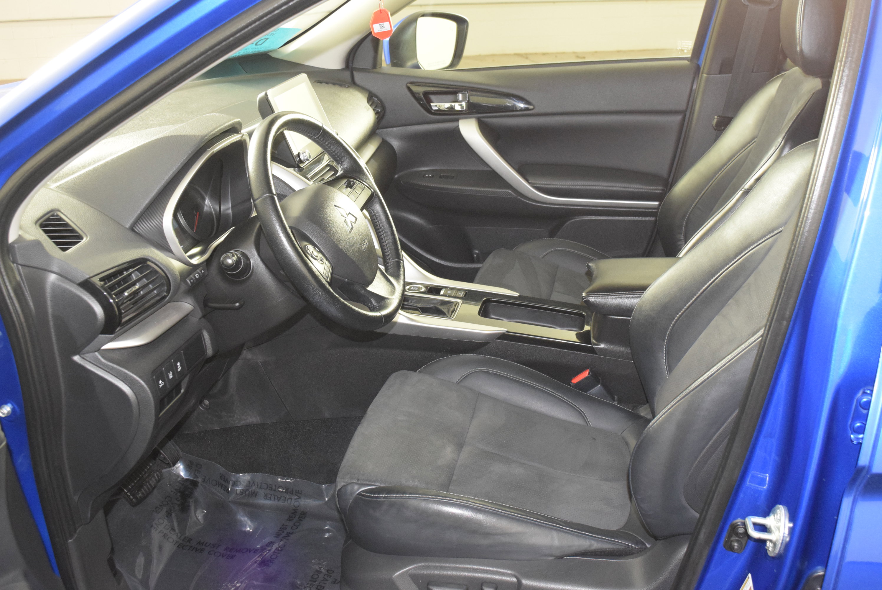 Used 2022 Mitsubishi Eclipse Cross SE AWD/4WD image 2