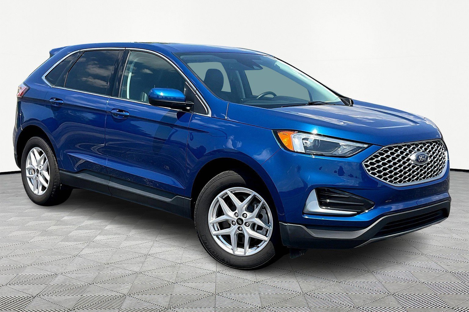 Certified 2024 Ford Edge SEL