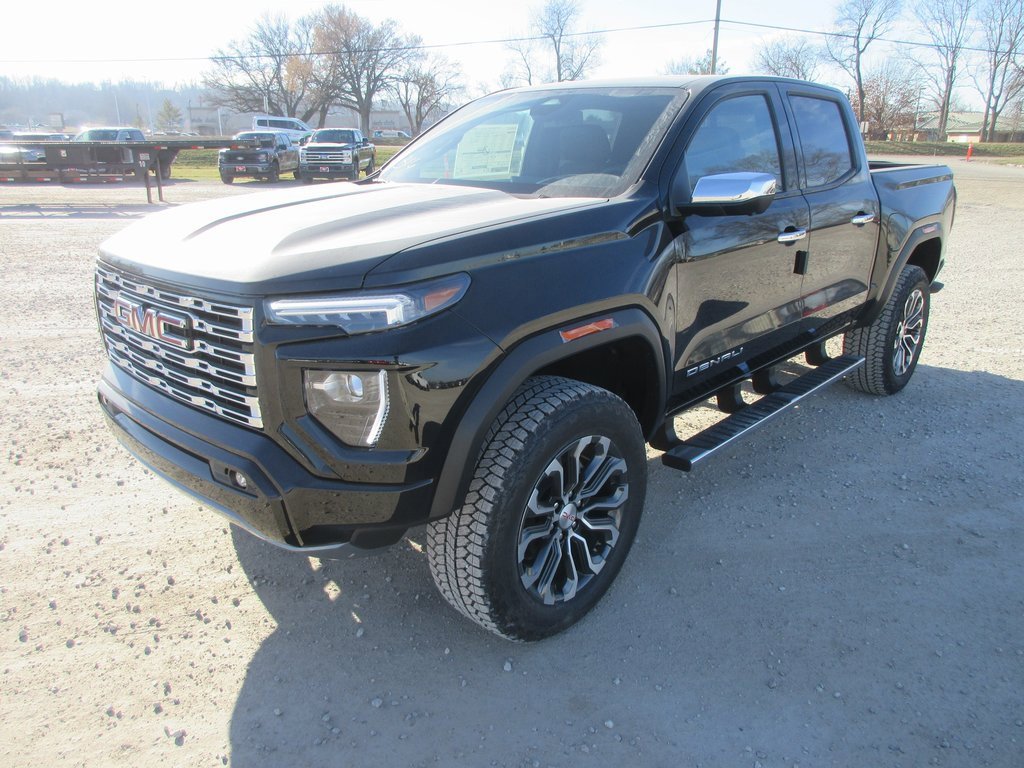 New 2026 GMC Canyon Denali image 11
