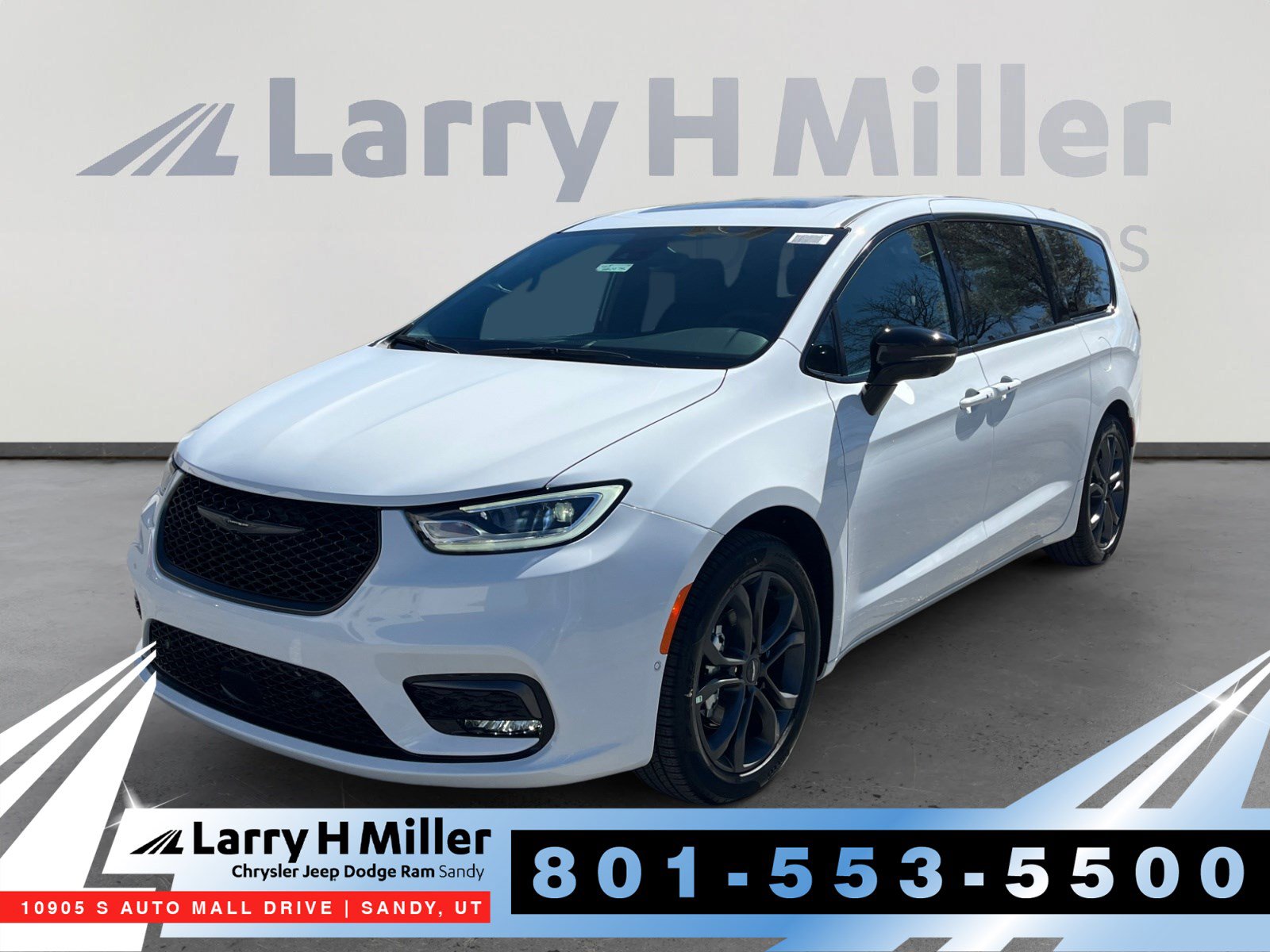 New 2026 Chrysler Pacifica Select image 1