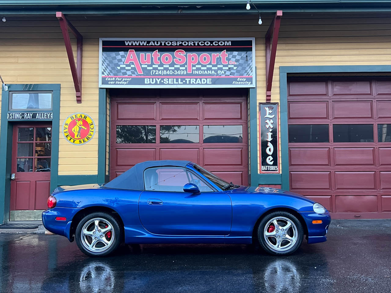 Used 1999 MAZDA MX-5 Miata 10th Anniversary Edition image 5