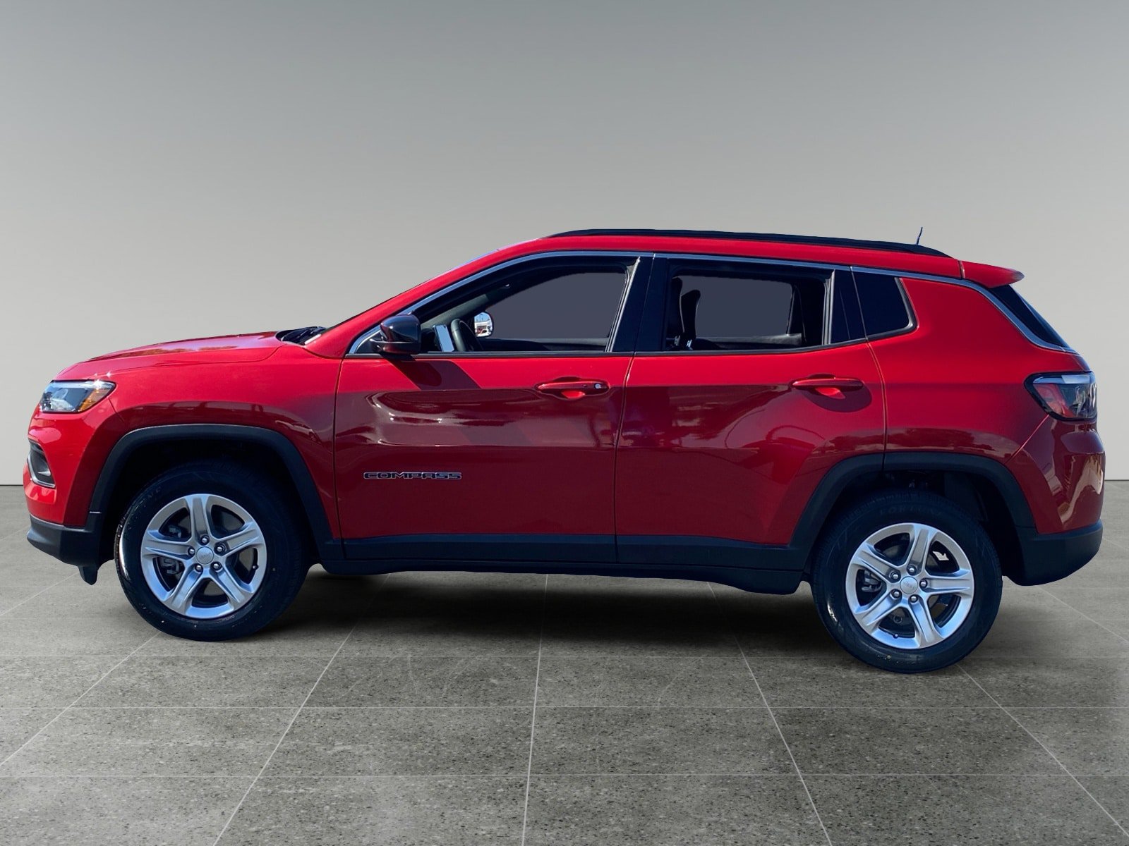 Used 2023 Jeep Compass Latitude w/ Convenience Group AWD/4WD image 2