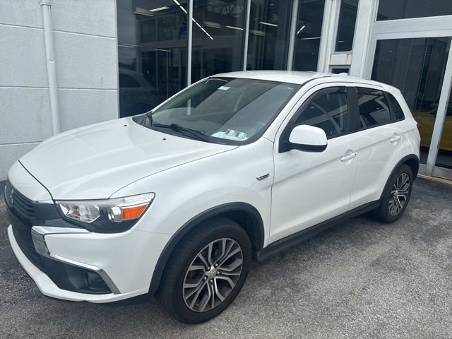 Used 2017 Mitsubishi Outlander Sport SE AWD/4WD image 2