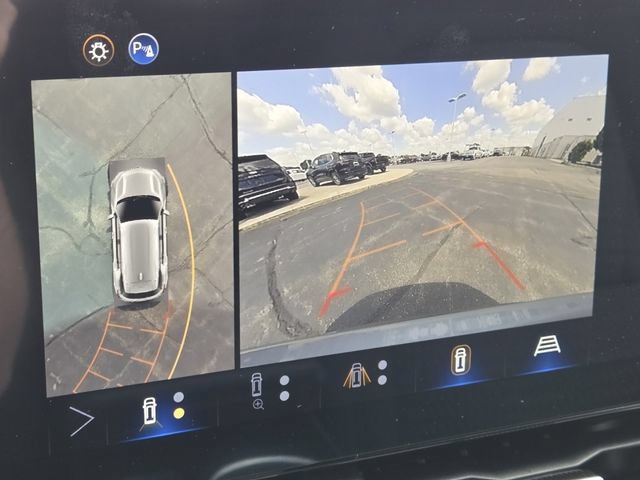 New 2026 Chevrolet Equinox LT w/ Safety and Technology Package AWD/4WD image 4