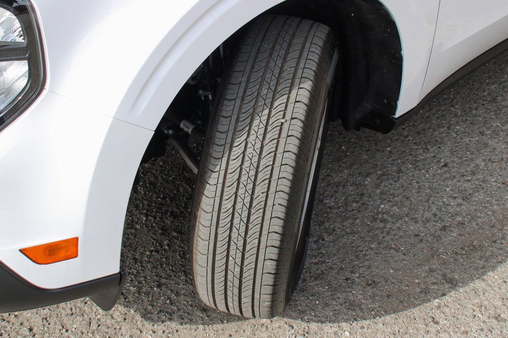 Used 2025 Ford Maverick XLT w/ Equipment Group 302A image 44