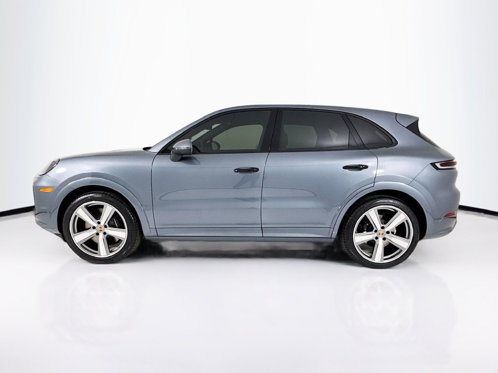 New 2026 Porsche Cayenne S AWD/4WD image 2