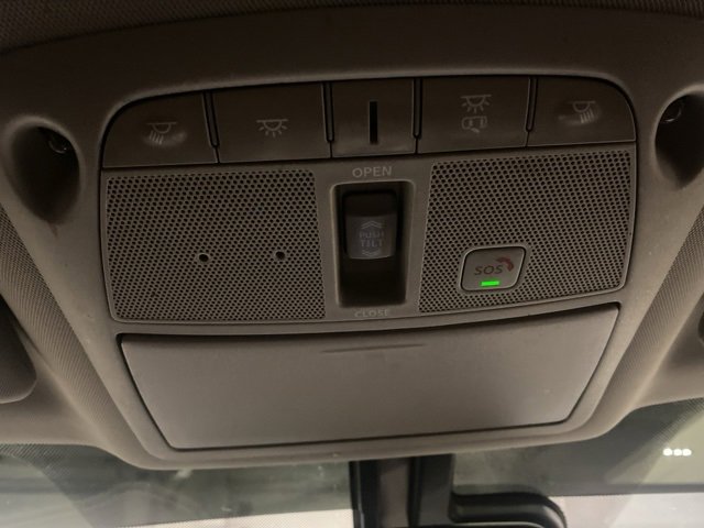 Used 2018 Nissan Maxima Platinum image 19