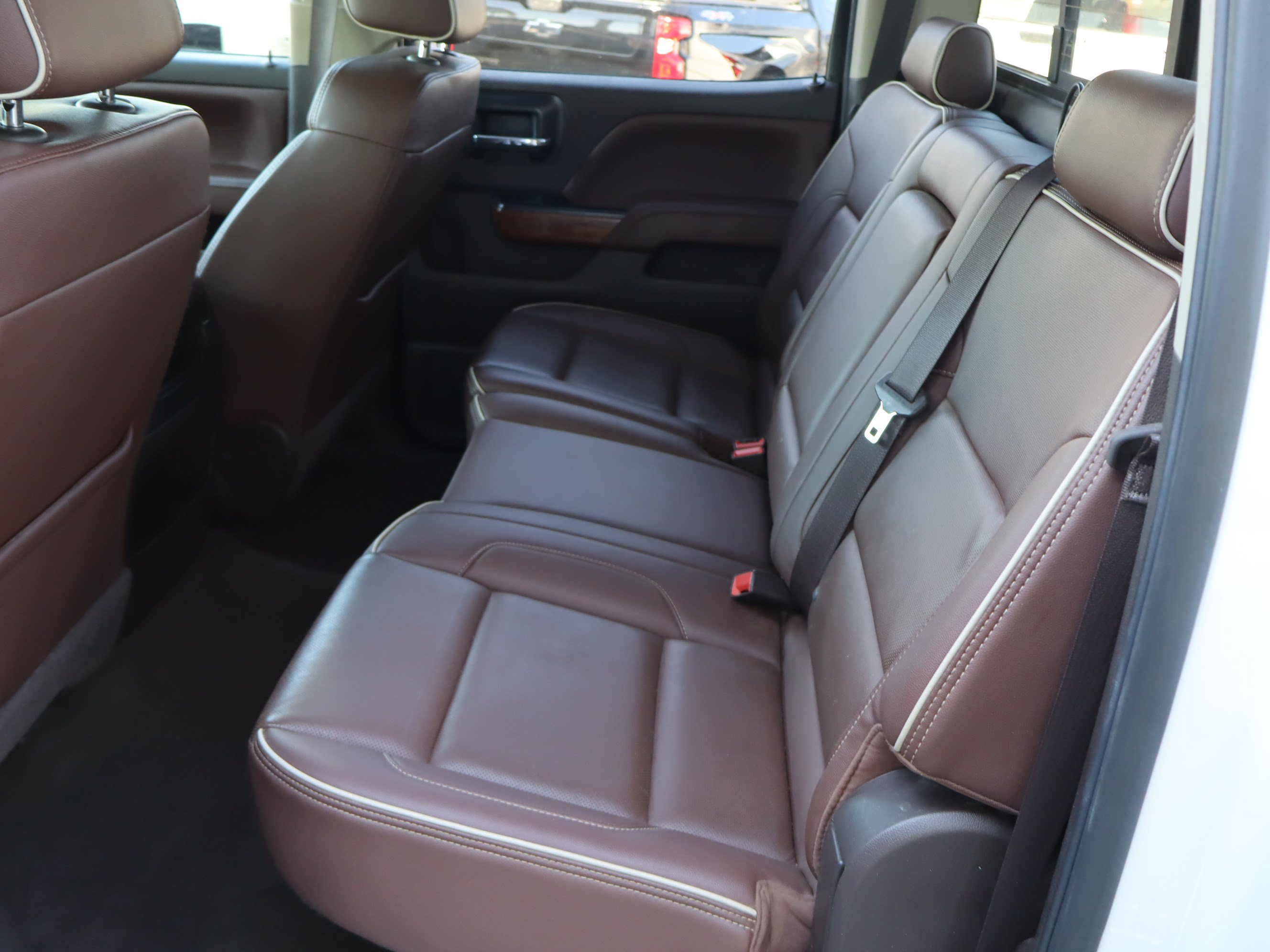 Used 2019 Chevrolet Silverado 2500 High Country w/ Duramax Plus Package AWD/4WD image 35