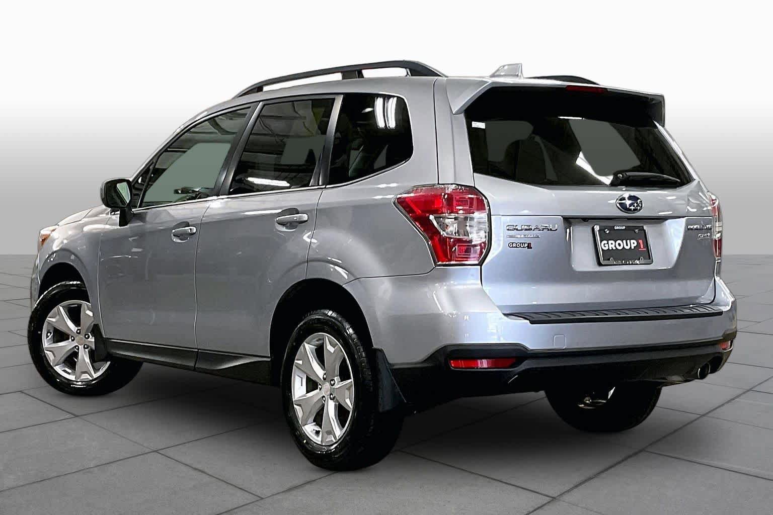 Used 2016 Subaru Forester 2.5i Limited AWD/4WD image 12
