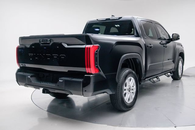 Used 2025 Toyota Tundra SR5 w/ SR5 Convenience Package AWD/4WD image 15