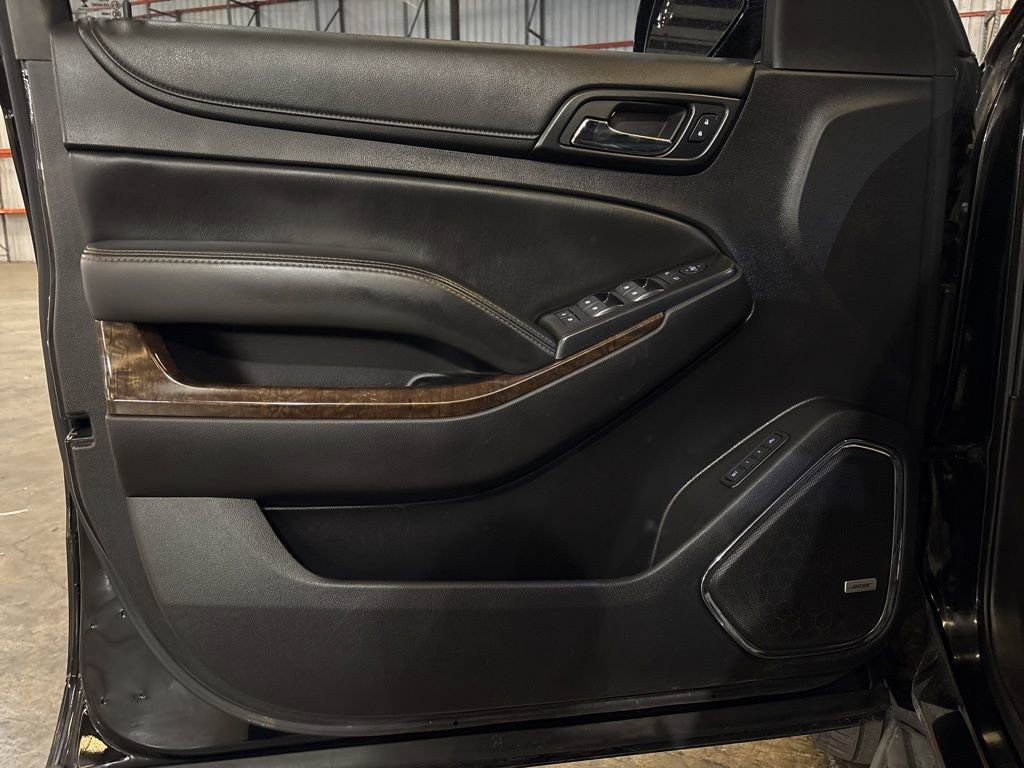 Used 2015 Chevrolet Suburban LT AWD/4WD image 17