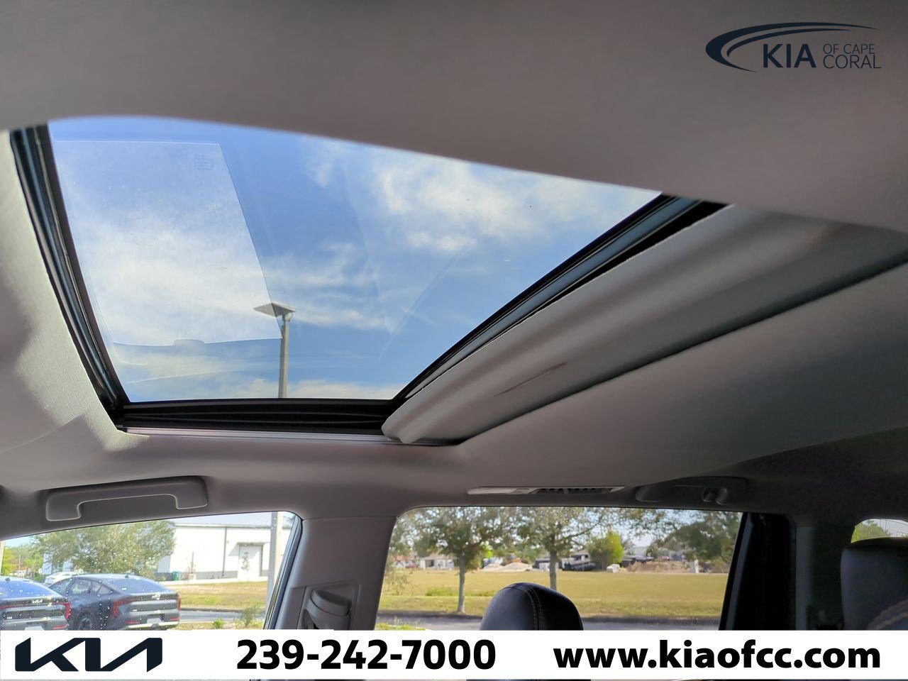 Used 2019 Toyota Highlander XLE image 19