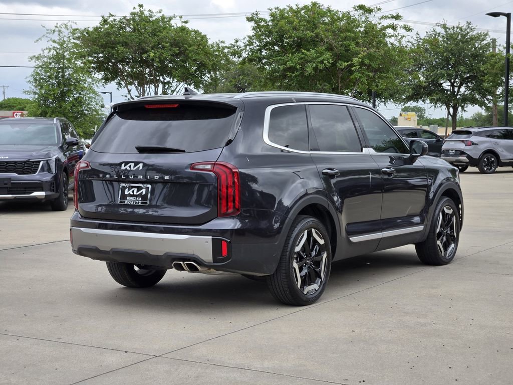 New 2025 Kia Telluride S image 4